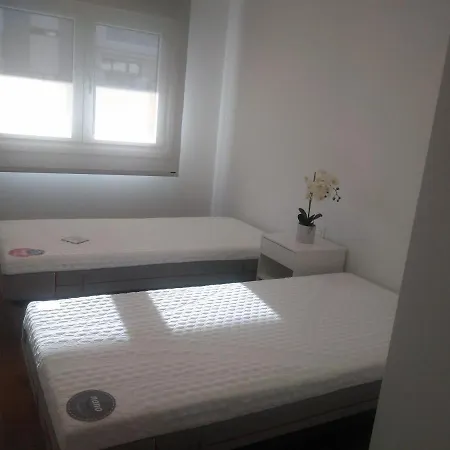 Piso Nuevo Con Piscina Cerca De Parque Familias Y Playa De