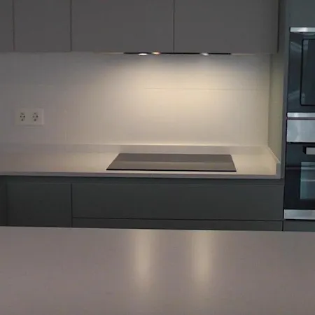 Piso Nuevo Con Piscina Cerca De Parque Familias Y Playa De Appartement *